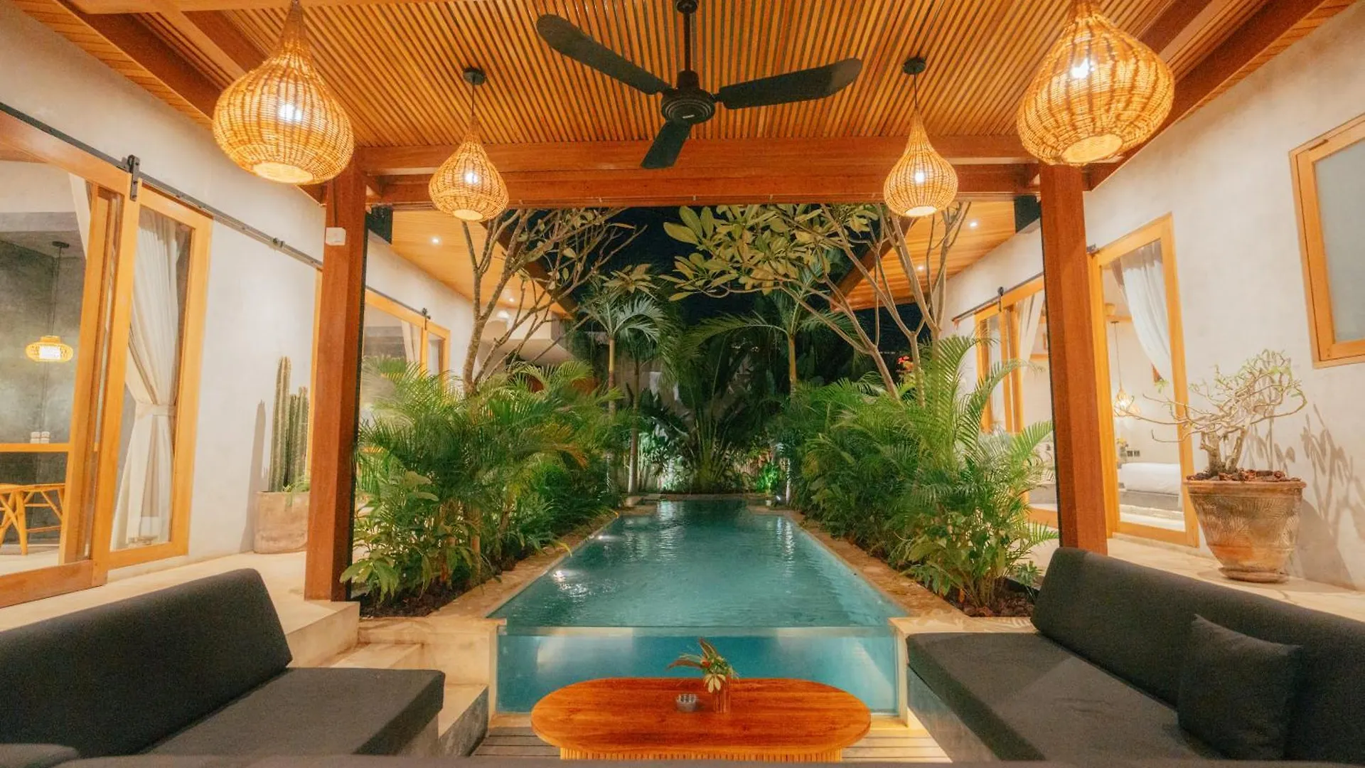 Suyai Villa Uluwatu 0*, Uluwatu (Bali) Indonesia
